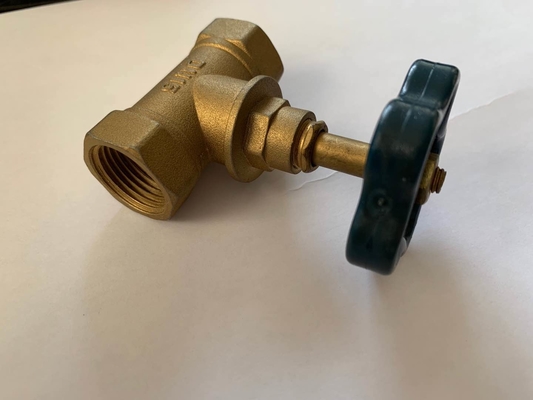 1/2 &quot;एक्स 3/8&quot; 1/4 टर्न ब्रास एंगल स्टॉप वाल्व DN20-NPT थ्रेडेड